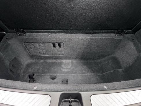 Used 2026 Cadillac Vistiq Platinum w/ LPO, Floor Liner Package AWD/4WD image 26