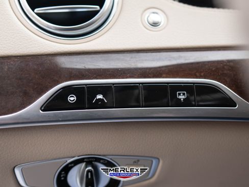 Used 2019 Mercedes-Benz S 560 4MATIC Sedan image 37