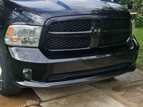 Used 2016 RAM 1500 Express RWD image 10