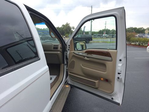 Used 2002 Ford Excursion Limited RWD image 18