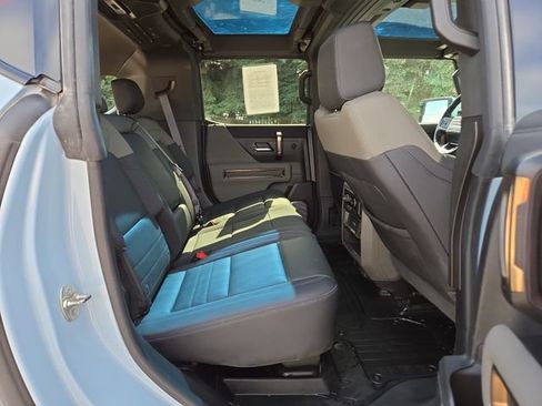 Used 2024 GMC Hummer EV 3X AWD/4WD image 36