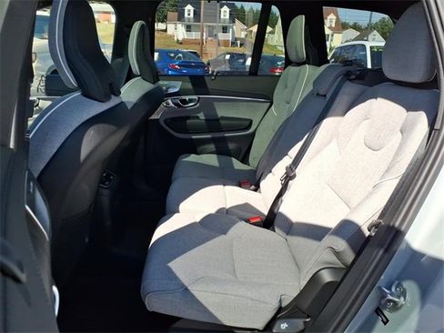 Used 2024 Volvo XC90 T8 Ultimate image 11