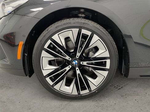 New 2026 BMW 530i xDrive image 12