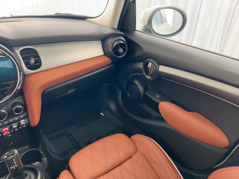 Used 2023 MINI Cooper S w/ Signature Upholstery Package image 27