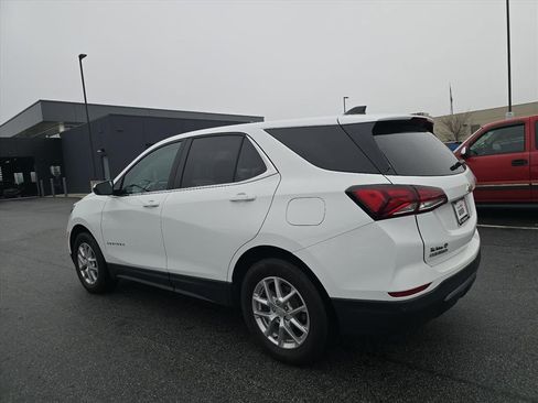 Used 2023 Chevrolet Equinox LT w/ Driver Convenience Package image 5