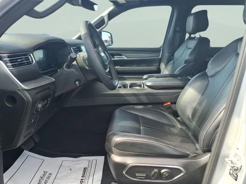 Used 2024 Jeep Wagoneer Series III image 20