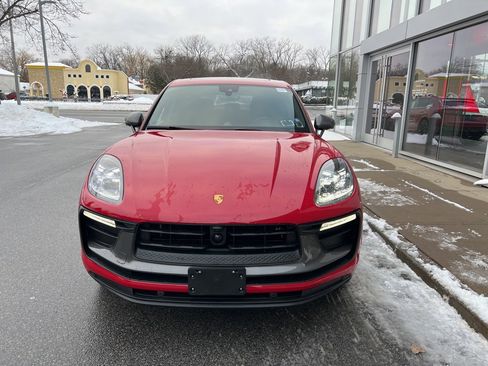 Used 2025 Porsche Macan Turbo image 60