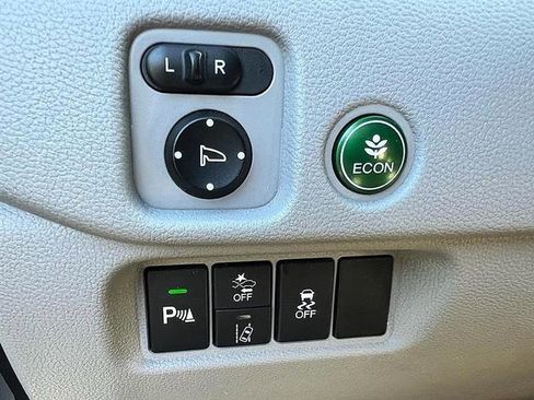 Used 2020 Honda Pilot Touring image 27