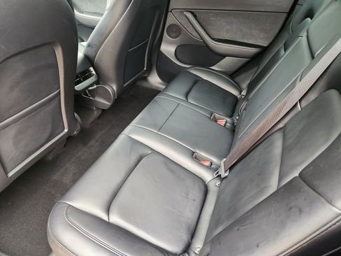 Used 2021 Tesla Model Y Performance AWD/4WD image 31