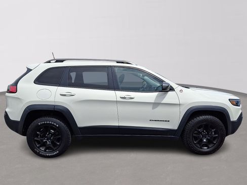 Used 2019 Jeep Cherokee Trailhawk AWD/4WD image 7