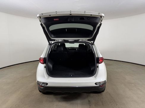 Used 2020 Kia Sportage EX AWD/4WD image 9