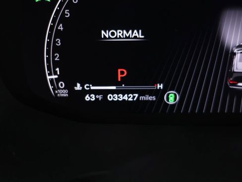 Used 2024 Acura MDX SH-AWD w/ Advance Package image 14