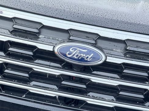 New 2026 Ford Explorer Active w/ Active Comfort Package image 4