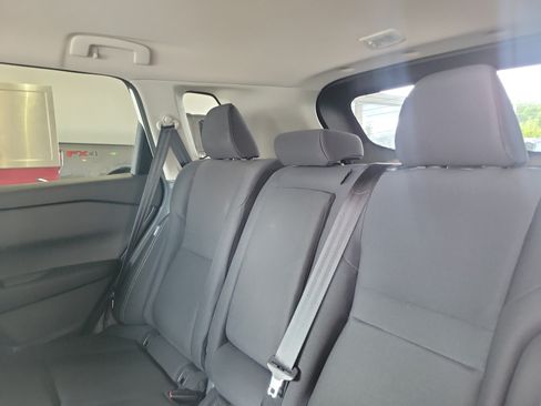 Used 2025 Nissan Rogue S FWD image 14