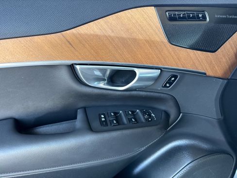 Certified 2024 Volvo XC90 B6 Plus w/ Protection Package Premier AWD/4WD image 17