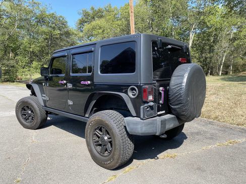 Used 2014 Jeep Wrangler Unlimited Sport w/ Quick Order Package 24S image 3