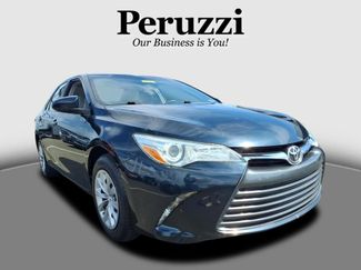 Used 2016 Toyota Camry LE image 1