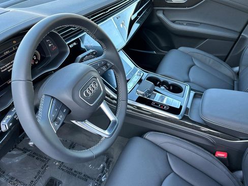 New 2026 Audi Q8 Prestige image 9