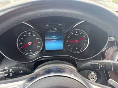Used 2022 Mercedes-Benz GLC 300