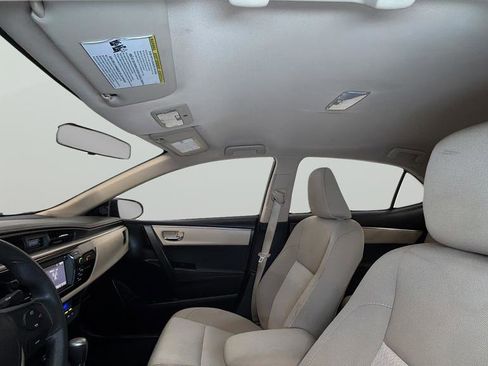 Used 2015 Toyota Corolla LE FWD image 30