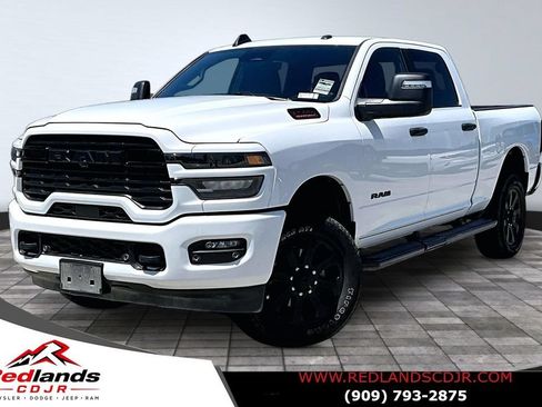 Used 2025 RAM 2500 Big Horn AWD/4WD image 1