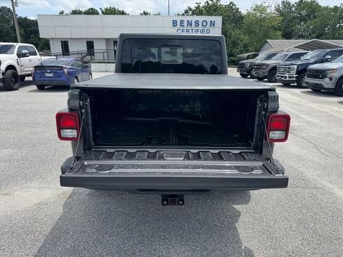 Used 2021 Jeep Gladiator Sport AWD/4WD image 10
