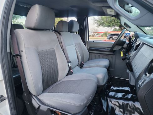 Used 2011 Ford F250 XL image 12