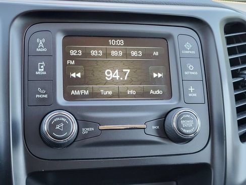 Used 2017 Jeep Cherokee Sport AWD/4WD image 18