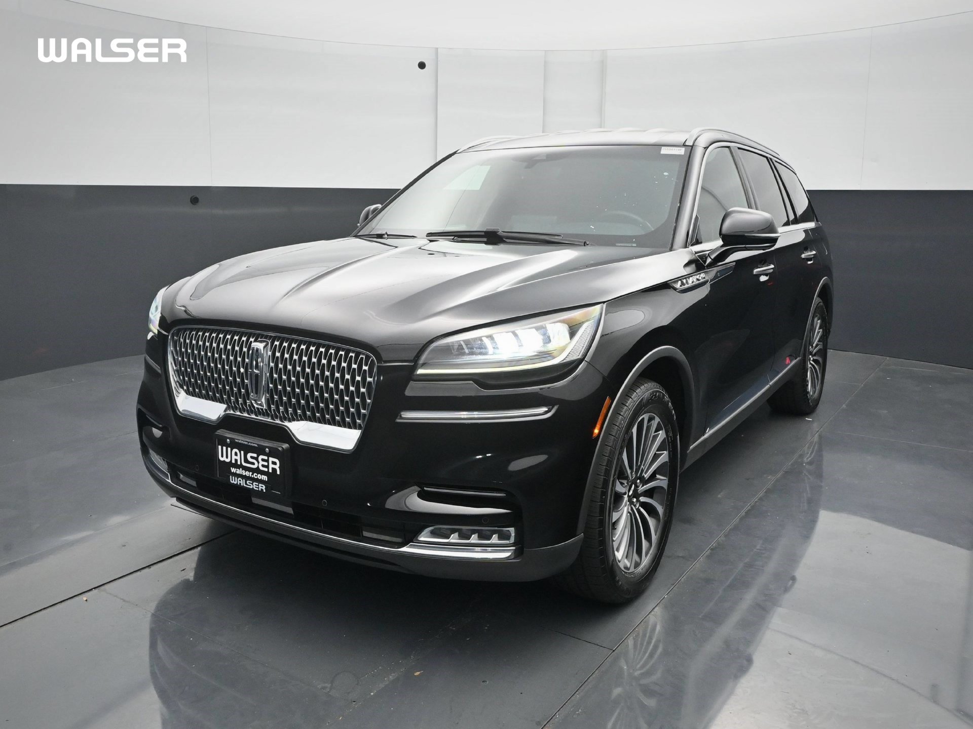 Used 2020 Lincoln Aviator Reserve w/ Class IV Trailer Tow Package AWD/4WD image 1