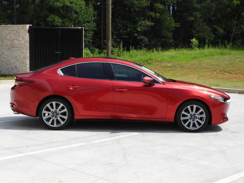 Used 2021 MAZDA MAZDA3 s FWD image 26