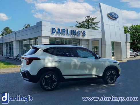 Used 2024 Kia Seltos SX w/ SX Sunroof Package AWD/4WD image 4