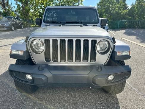 Used 2021 Jeep Wrangler Unlimited Sahara AWD/4WD image 8