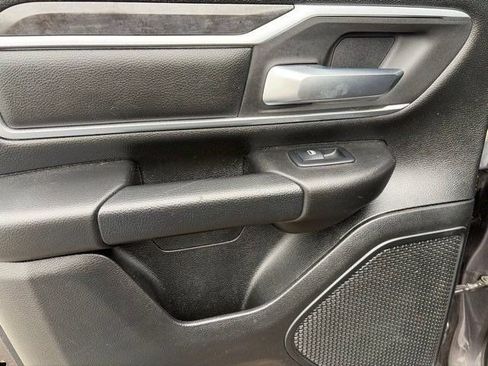 Used 2019 RAM 1500 Big Horn AWD/4WD image 34