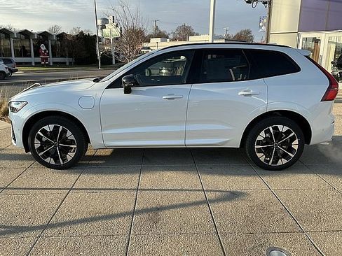 New 2026 Volvo XC60 T8 Plus w/ Protection Package Premier image 11