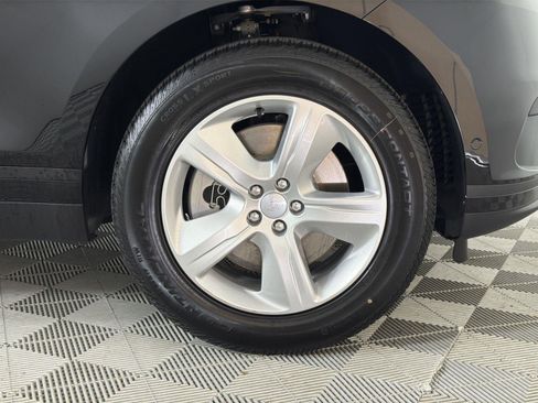 New 2026 Land Rover Range Rover Velar S image 36