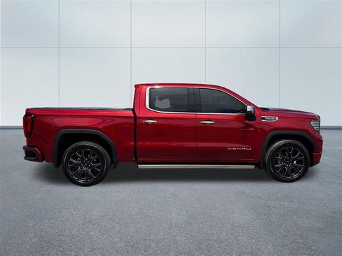 Used 2024 GMC Sierra 1500 Denali w/ Denali Reserve Package AWD/4WD image 6