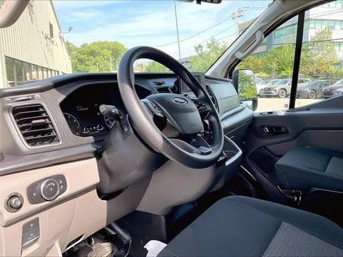 Used 2025 Ford Transit 250 Low Roof w/ Exterior Upgrade Package RWD image 8