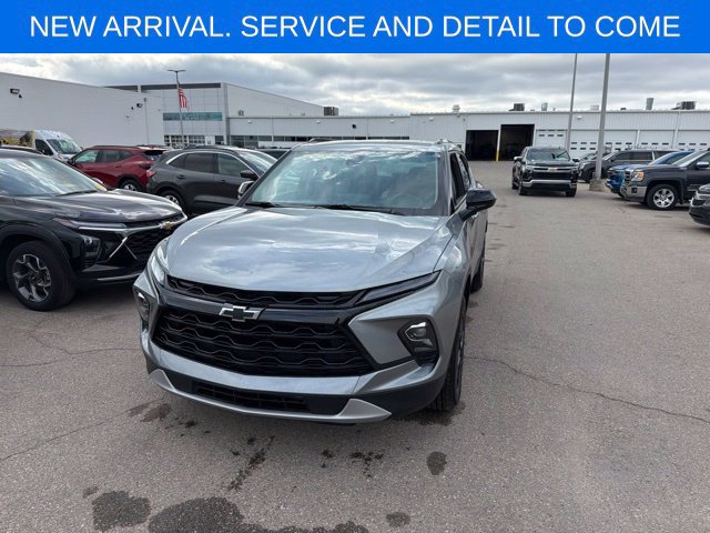 Certified 2024 Chevrolet Blazer LT w/ Convenience Package FWD image 2
