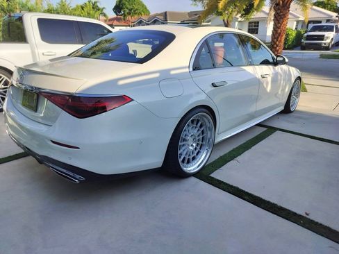 Used 2021 Mercedes-Benz S 580 4MATIC Sedan image 5