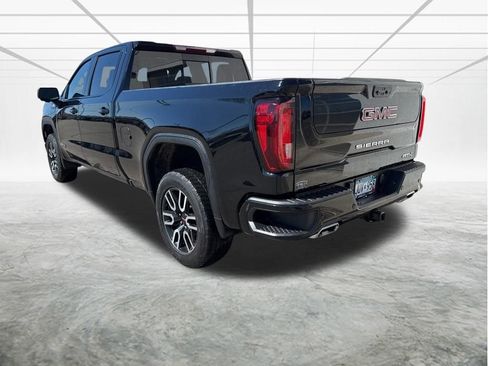 Used 2023 GMC Sierra 1500 AT4 w/ AT4 Preferred Package image 4