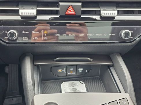 New 2026 Kia Sportage EX image 16