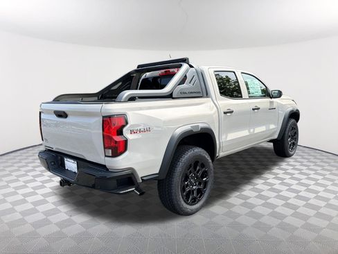 New 2026 Chevrolet Colorado Trail Boss w/ Midnight Edition AWD/4WD image 5