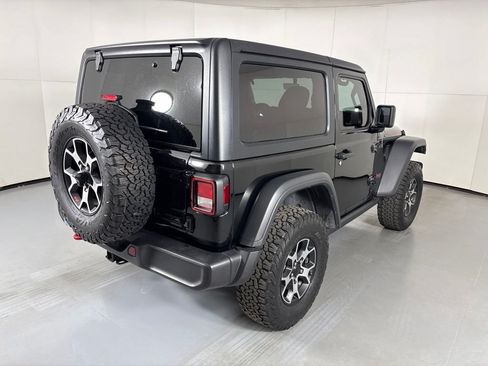 Used 2022 Jeep Wrangler Rubicon AWD/4WD image 8