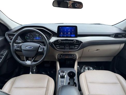 Used 2021 Ford Escape SEL w/ Class II Trailer Tow Package image 17