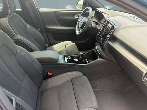 Used 2023 Volvo C40 P8 Recharge Plus AWD/4WD image 24