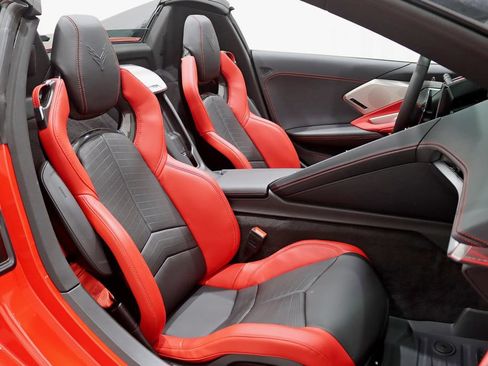 Used 2024 Chevrolet Corvette Z06 w/ Z07 Performance Package RWD image 30
