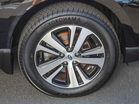 Used 2019 Subaru Outback 2.5i Limited w/ Popular Package #2 image 9