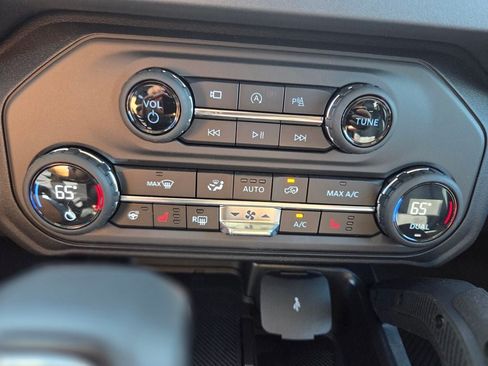New 2026 Ford Bronco Raptor AWD/4WD image 25