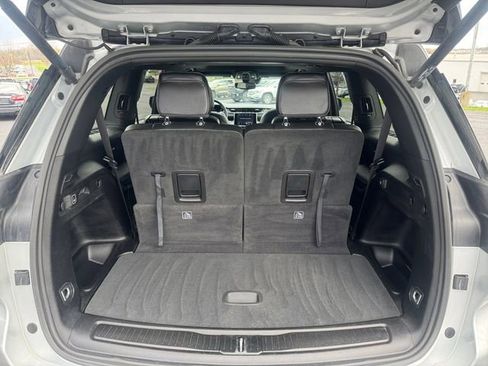 Used 2023 Jeep Grand Cherokee L Laredo AWD/4WD image 19