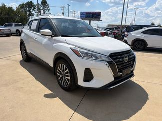 Used 2023 Nissan Kicks SV FWD video 1